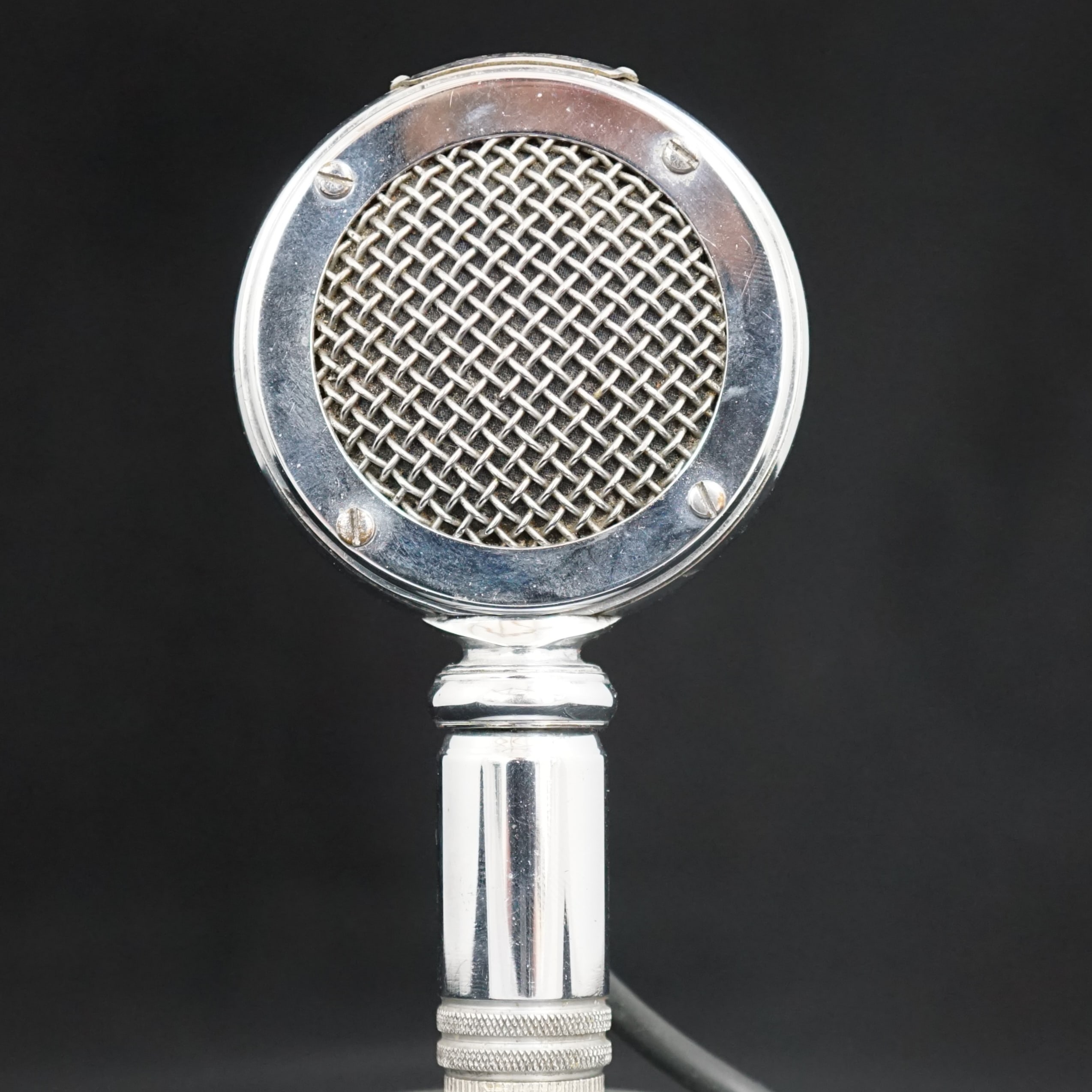 Aiwa M18 | Museum of Microphones